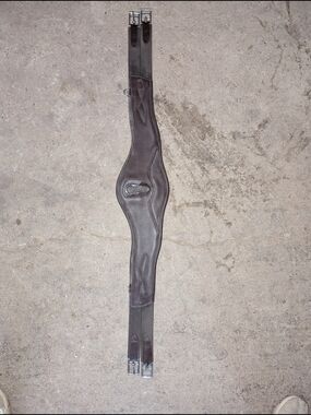 Brown Leather Contoured Girth with Stainless Buckles